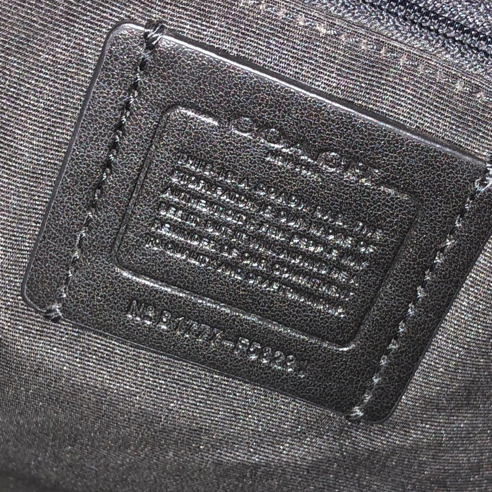 Coach purse - Picture 3 of 4